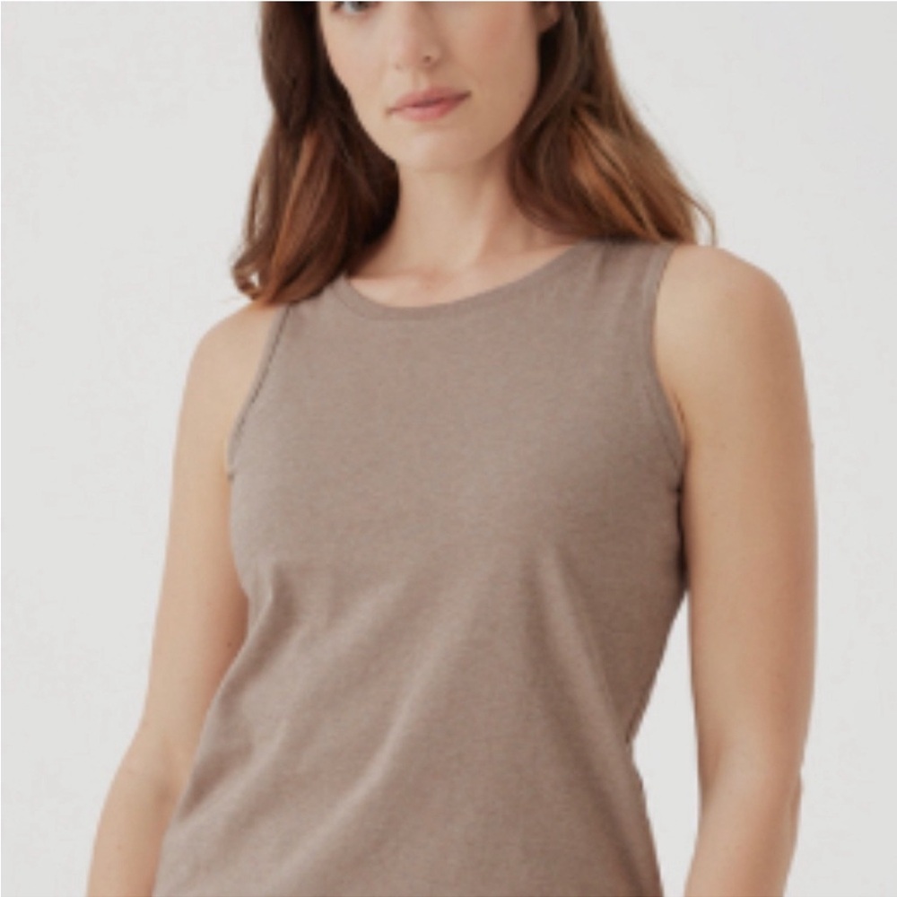 - Pact muscle Tank. Charcoal gray .